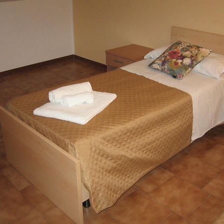 גיארדיני נאקסוס Nino'S Apartments מראה חיצוני תמונה