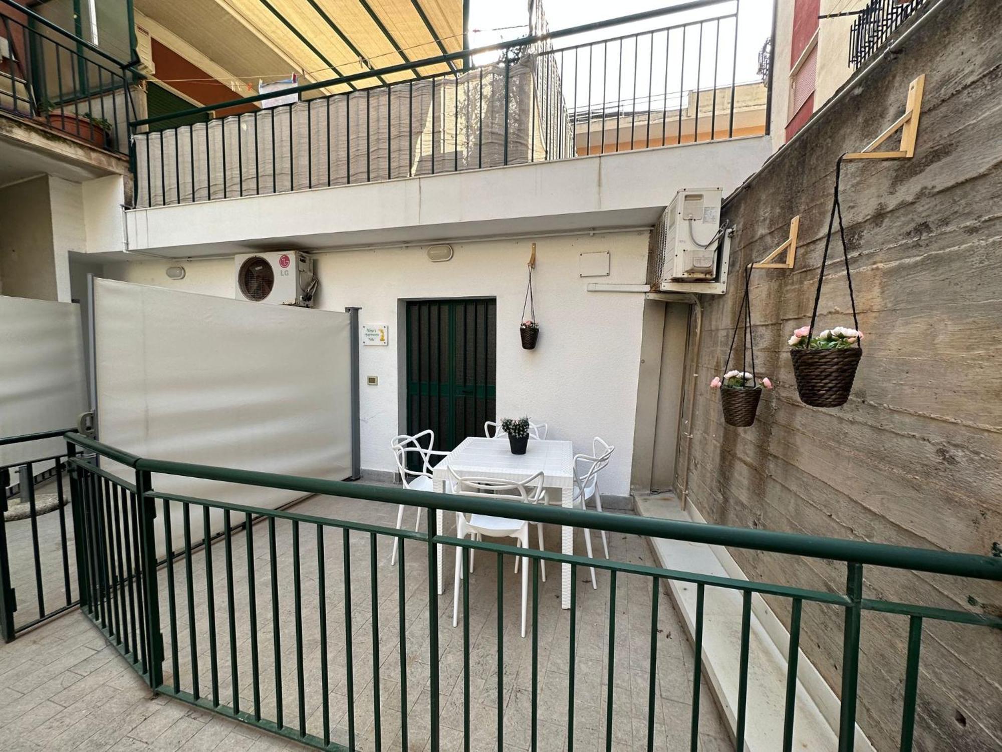 גיארדיני נאקסוס Nino'S Apartments מראה חיצוני תמונה