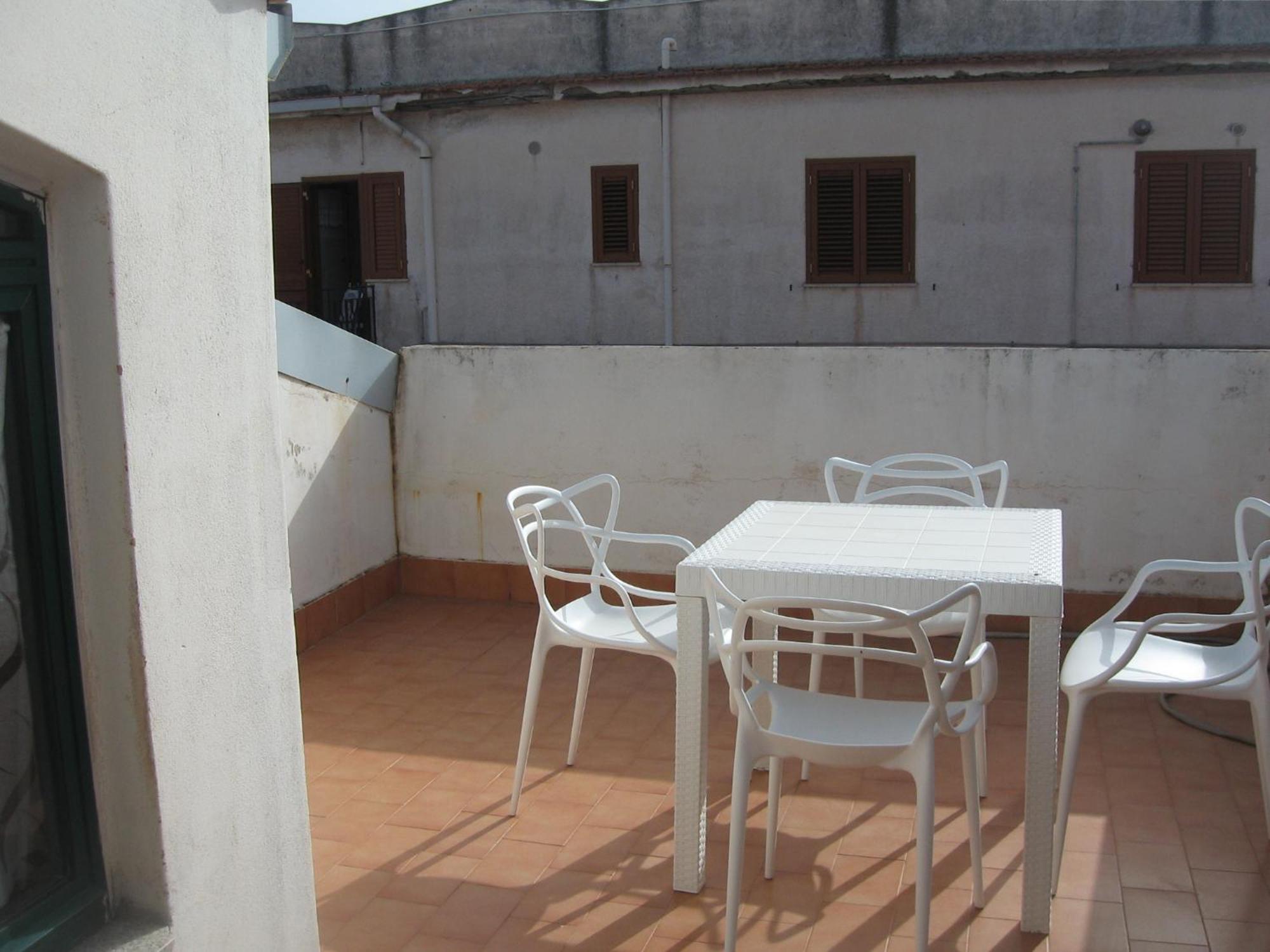 גיארדיני נאקסוס Nino'S Apartments מראה חיצוני תמונה