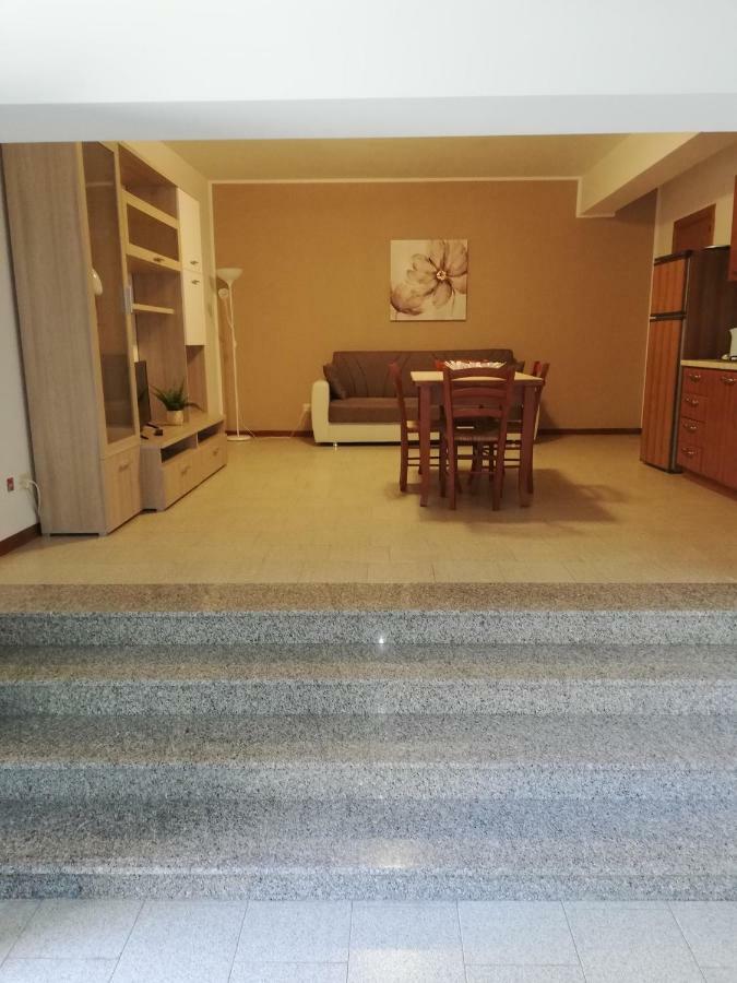 גיארדיני נאקסוס Nino'S Apartments מראה חיצוני תמונה