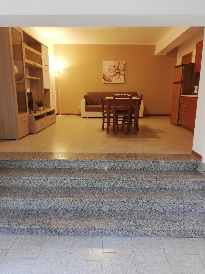 גיארדיני נאקסוס Nino'S Apartments מראה חיצוני תמונה